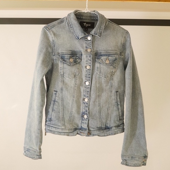 THYME Light blue washed denim jean jacket - Picture 1 of 6